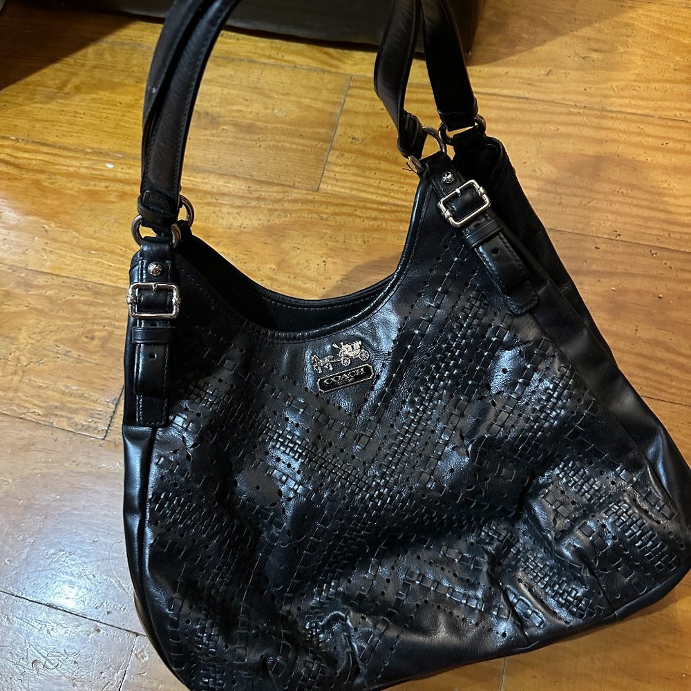 Barely used Coach shoulder bag